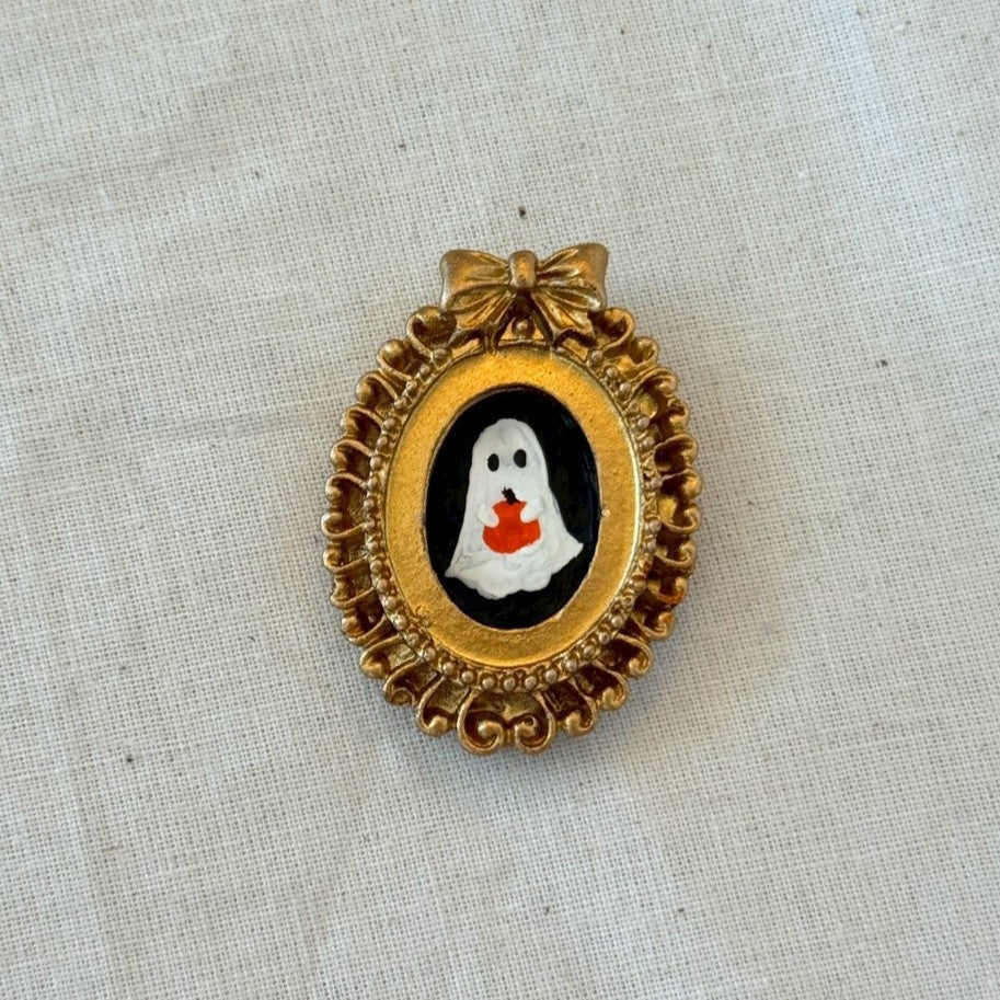 Ghost with Pumpkin - Mini